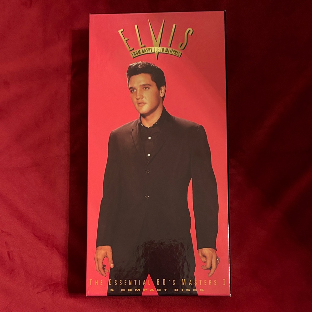 EUC-Like New:Elvis Presley Boxed Set of 5 Music CDs: The Essential 60’s Masters - Picture 3 of 17